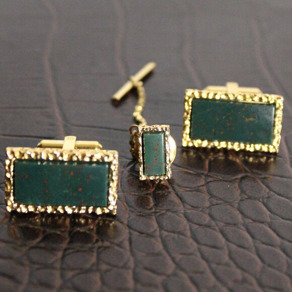 Senator Bloodstone Gold Tone Cuff Link and Tie Tack Set , Vintage - Picture 7 of 12